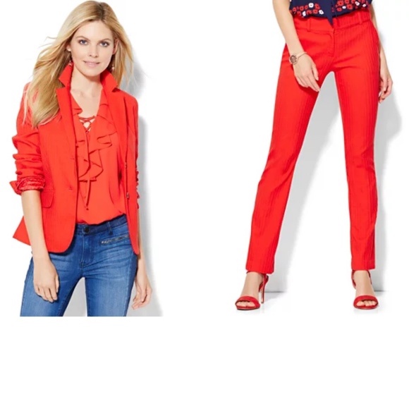 \NEW New York & Company Red 2 suit set 2 piece Blazer & pants pinstripe4 / 6